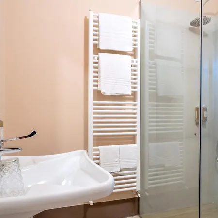 Le Magnolie Alloggio per agriturismo San Fiorano